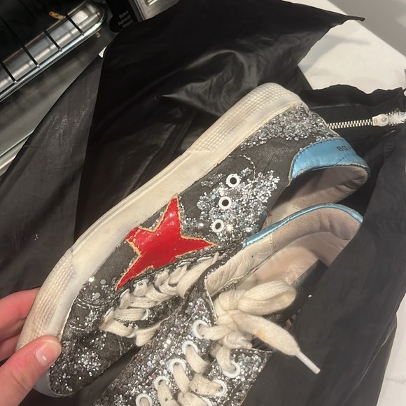 Glitter Golden Goose - Picture 5 of 5